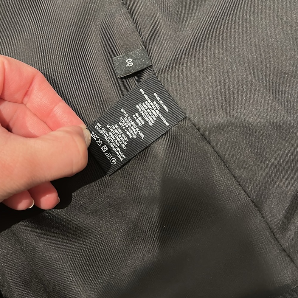 NWT Theory Classic Blazer - Picture 5 of 6